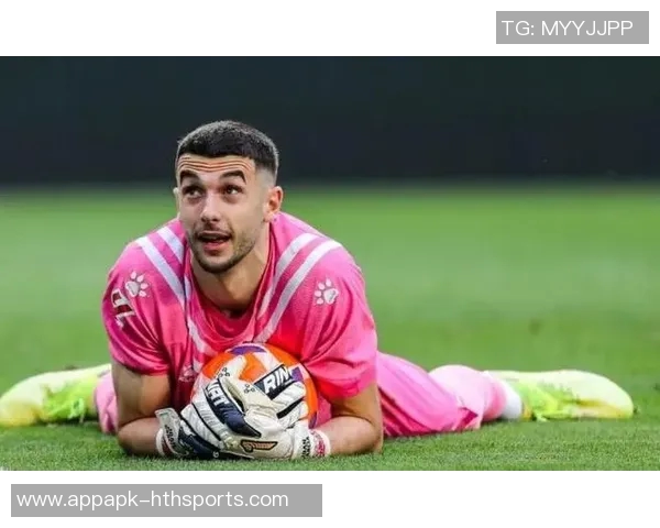 西班牙人球迷对霍安加西亚进行辱骂足协考虑是否展开调查 西班牙人球迷对霍安加西亚进行辱骂足协考虑是否展开调查