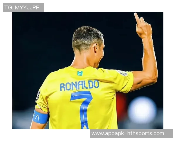 C罗双响助力球队领先阿科多迎来职业生涯第956球辉煌时刻 C罗双响助力球队领先阿科多迎来职业生涯第956球辉煌时刻