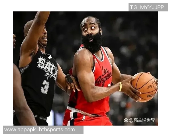 今日比赛激烈KD本季场均出战36分半位列联盟第三哈登紧随其后排名第七